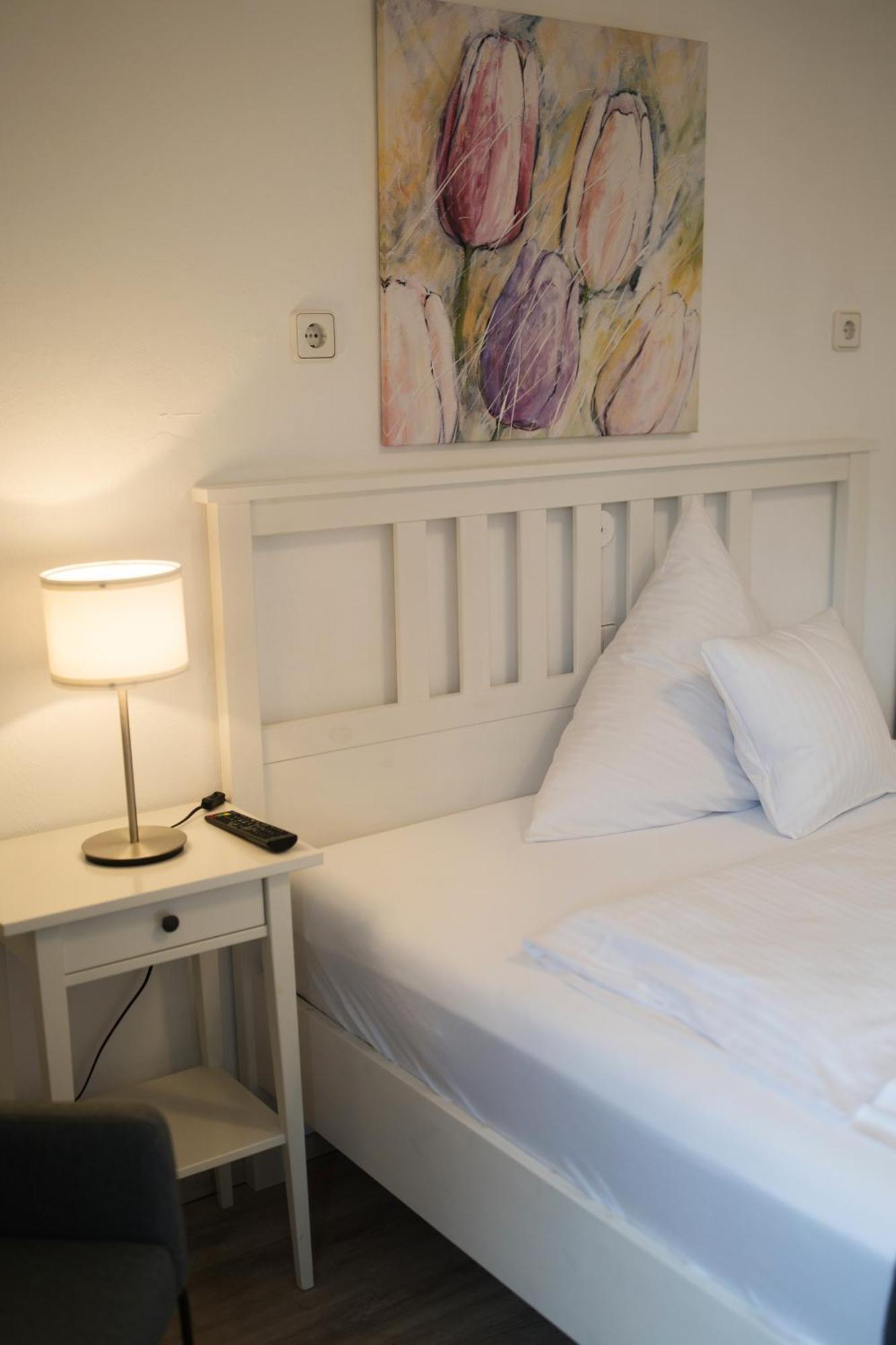 Ratskeller Hotel & Restaurant Krov Luaran gambar